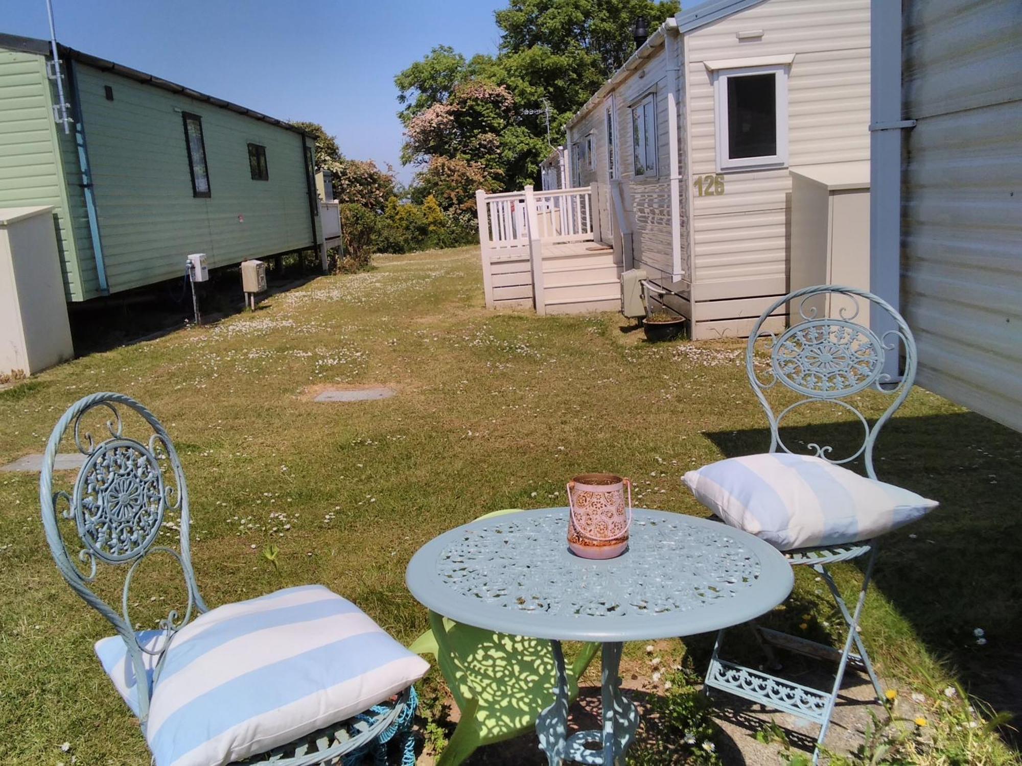 Private Caravan Situated At Parkdean Holiday Resort St Margaret'S At Cliffe Number 18 מראה חיצוני תמונה