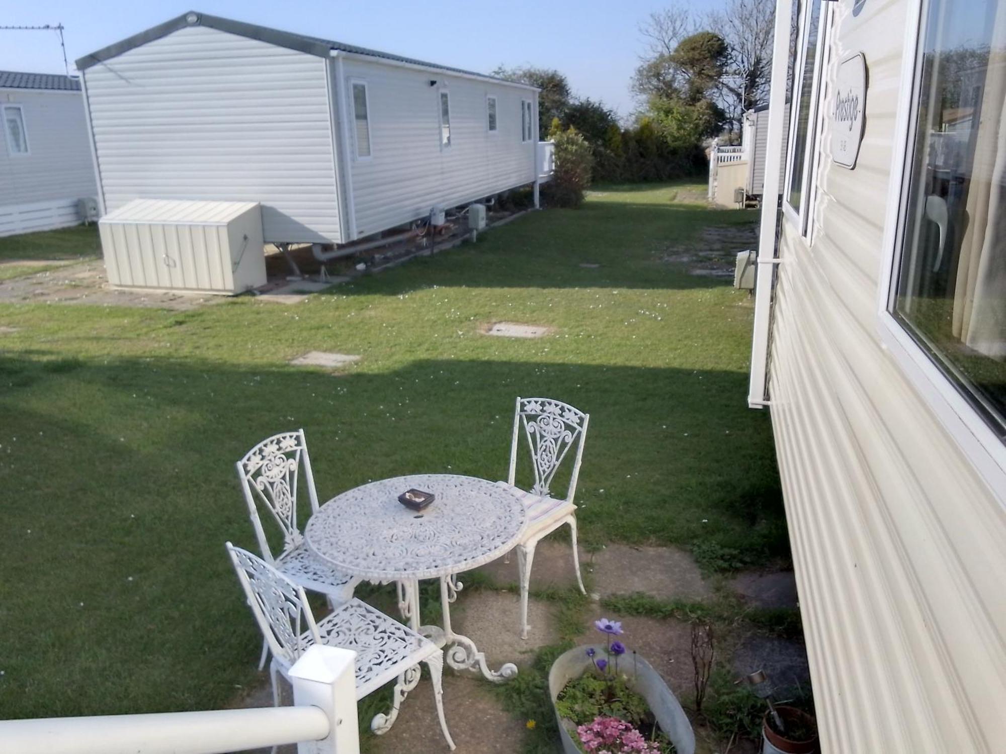 Private Caravan Situated At Parkdean Holiday Resort St Margaret'S At Cliffe Number 18 מראה חיצוני תמונה